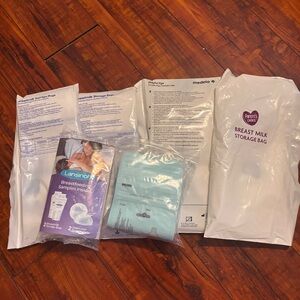 Breast Milk Storage Bags - Blue and White